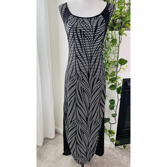 Frank Lyman Long Colorblock Maxi Dress Black & White Stretchy Comfy - Size 6 - Picture 2 of 8